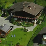 Landhaus Bergheimat Apartment Rauris