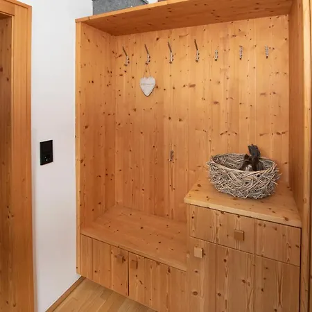 Landhaus Bergheimat Apartment Rauris